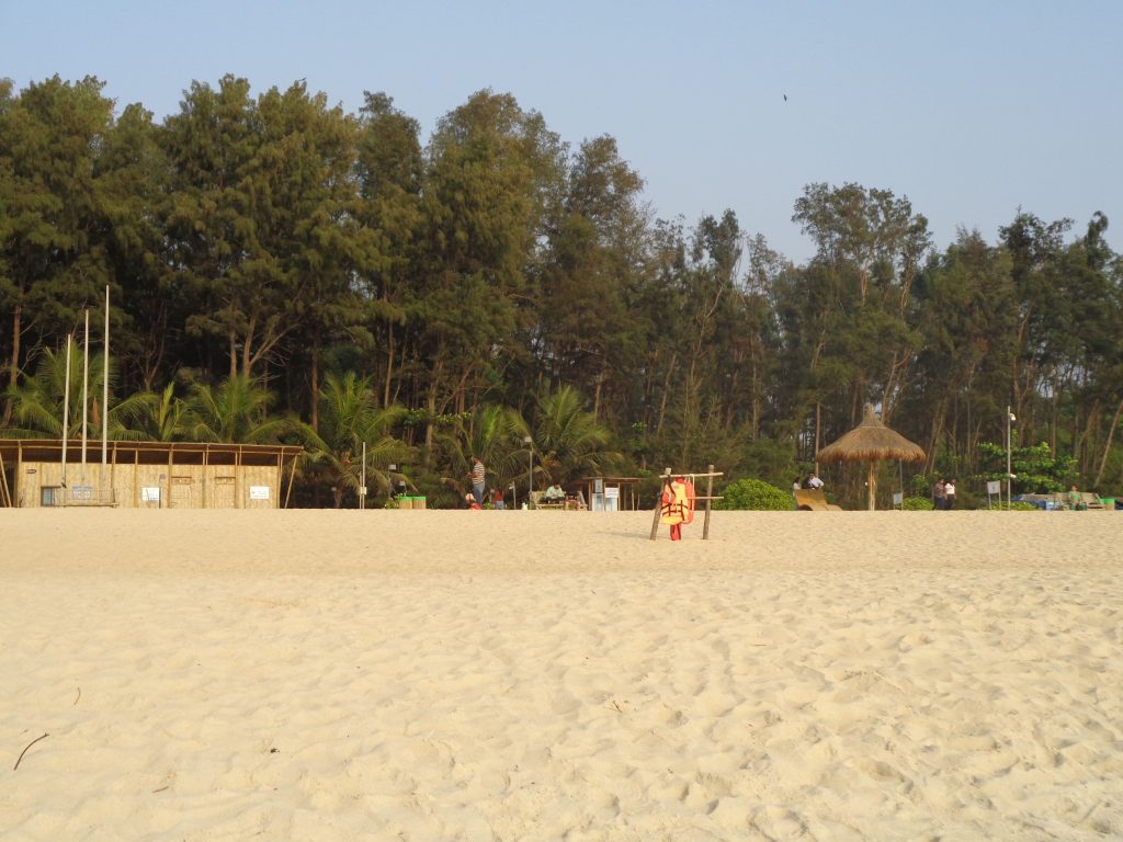tannirbhavi beach view of sands at coastline