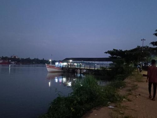 Boloor Ferry Terminal Image from outside