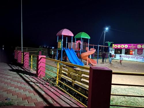 Childrens Zone near Boloor Park